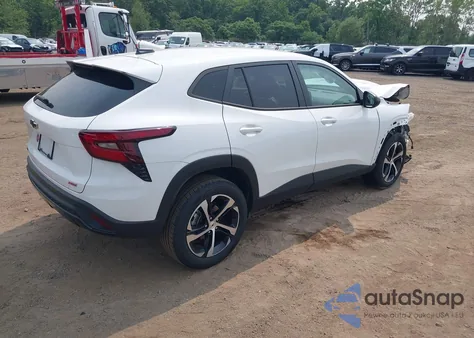 2024 Chevrolet Trax Fwd 1Rs z USA, uszkodzony, nr VIN KL77LGE25RC172977